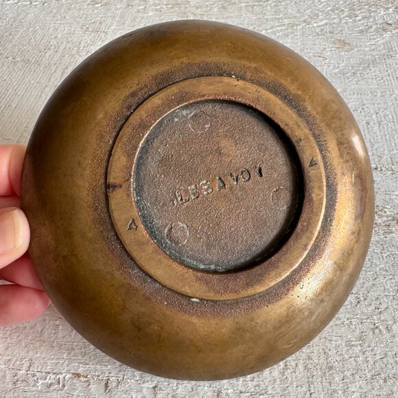 Small Vintage Brass Round Decorative Plate with Center Design - Picture 5 of 8